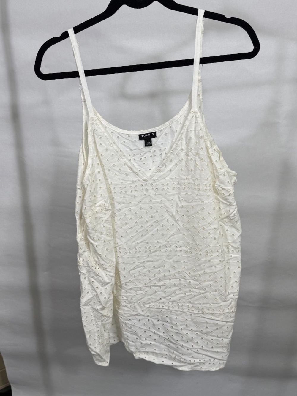 Torrid eyelet camisole - size 2